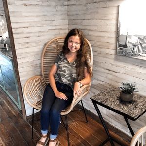 Meet your Posher, Shelby